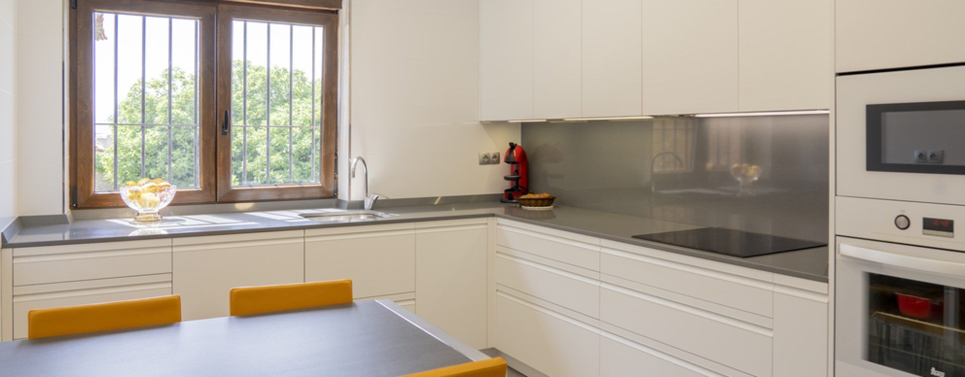 Cocina blanca. Cocinas Suarco
