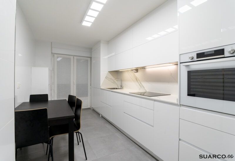 Cocinas blancas modernas Suarco