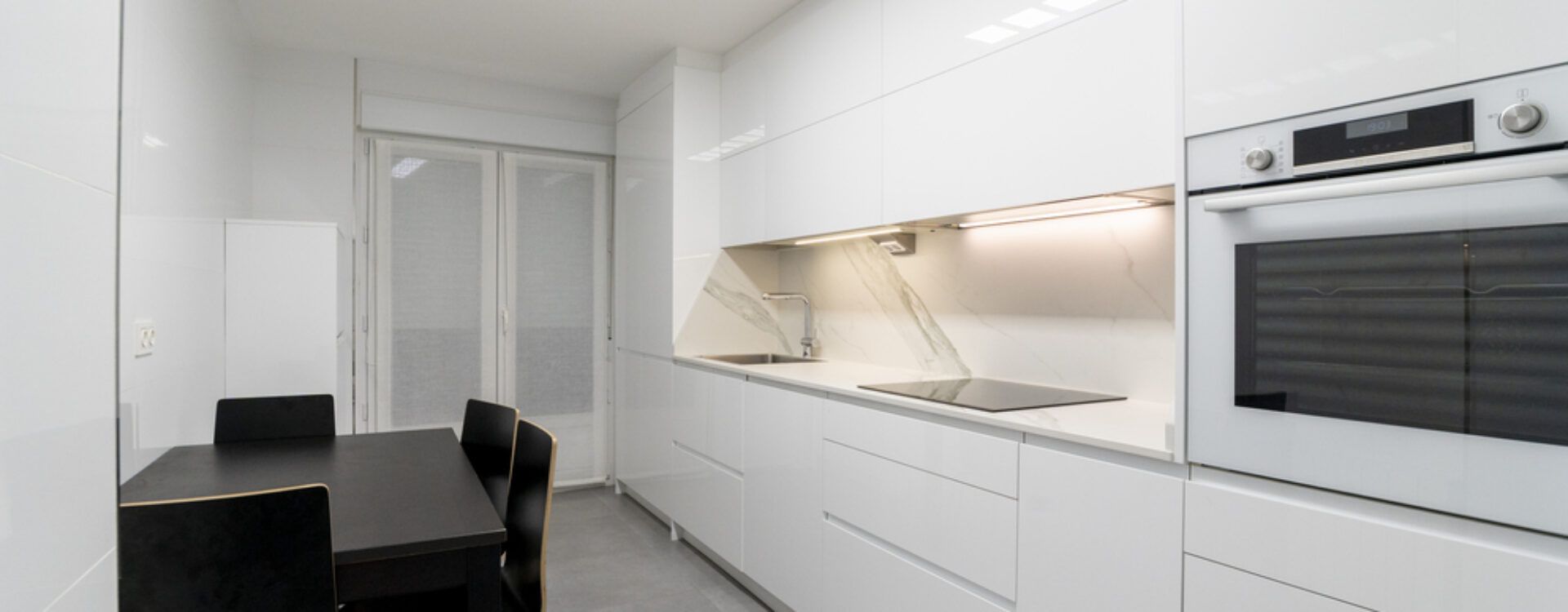 Cocinas blancas modernas Suarco