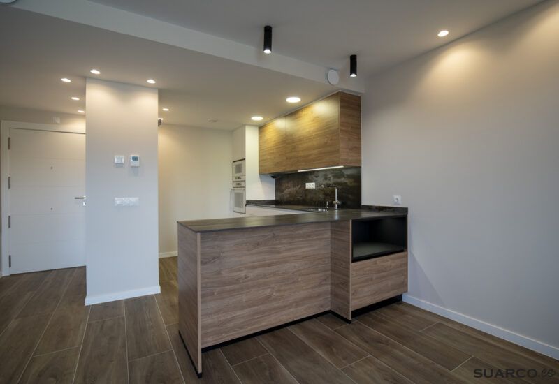 Cocina abierta al salón. Cocinas Suarco