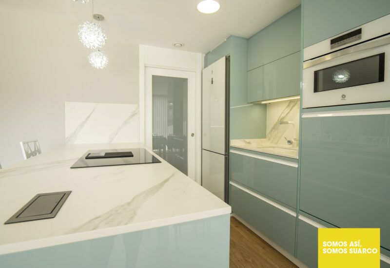 Cocina abierta al salón Suarco
