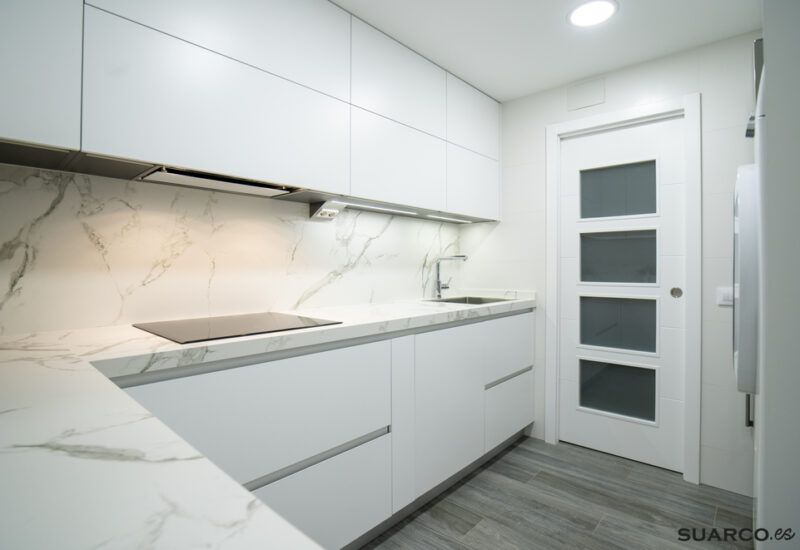 Cocina blanca moderna Suarco
