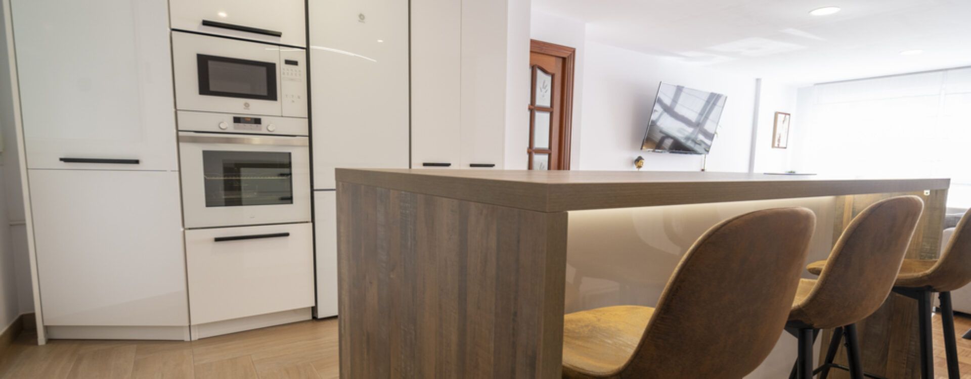 Cocina abierta al salón Suarco
