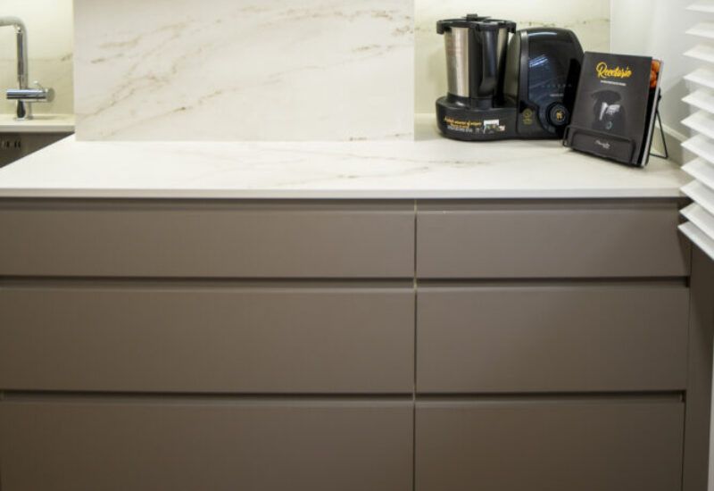 Reforma de cocina moderna Suarco