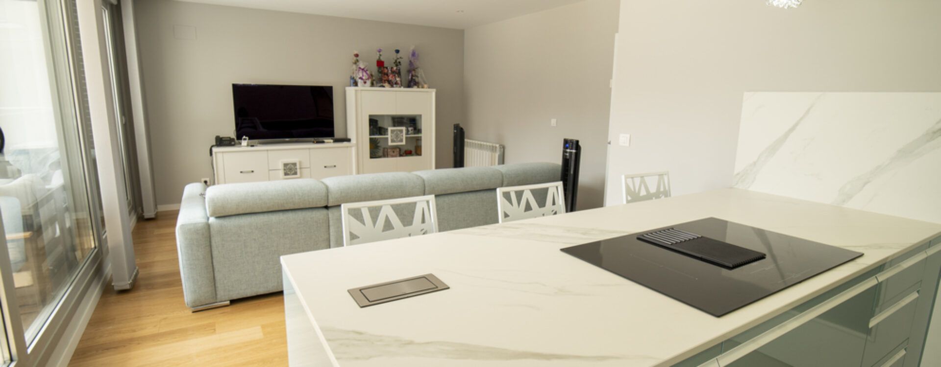 Cocina abierta al salón Suarco