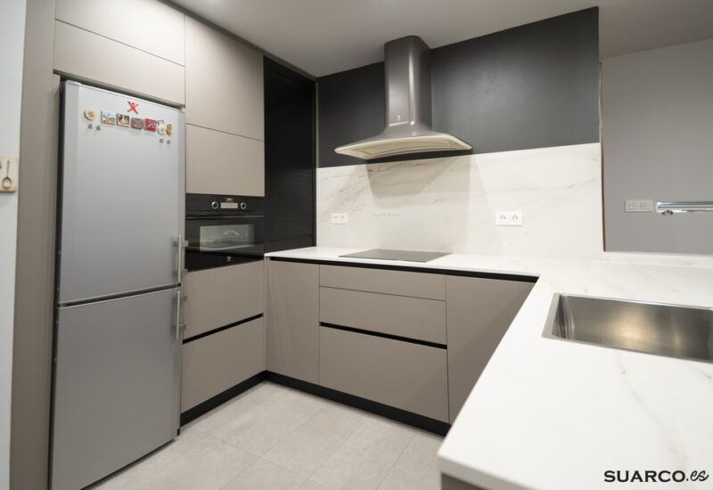 Cocina abierta al salón Suarco
