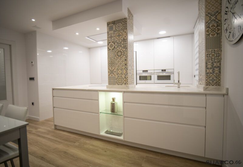 Cocinas modernas con península Suarco