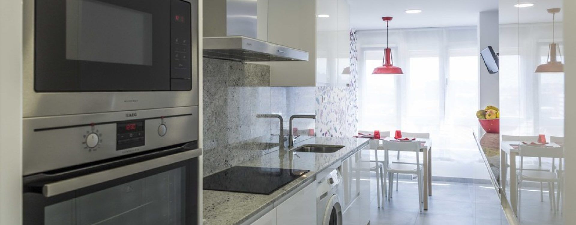 Cocina Blanca de líneas moderna