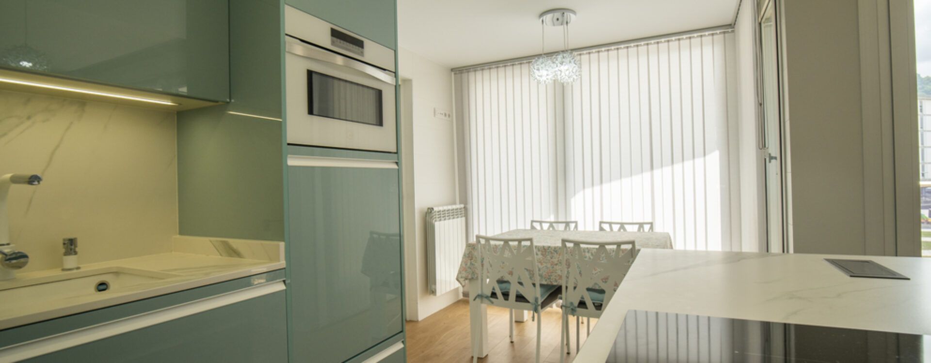 Cocina abierta al salón Suarco