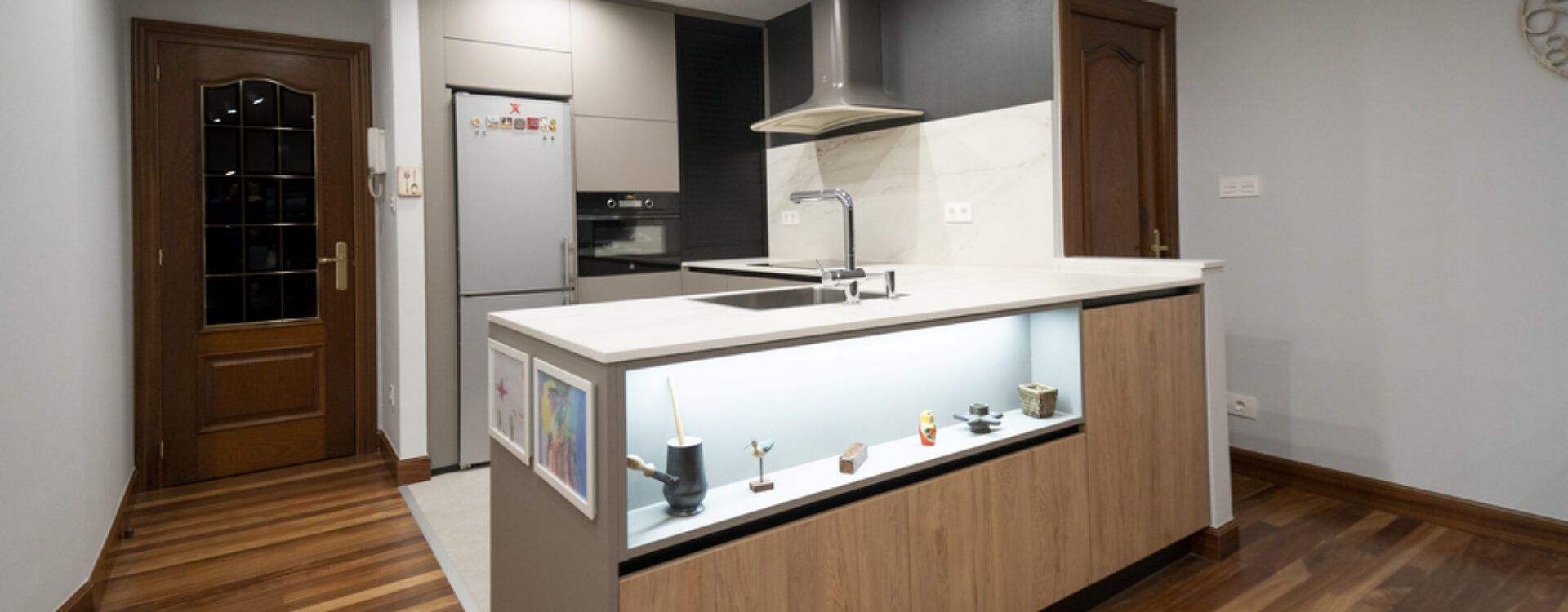 Cocina abierta al salón Suarco