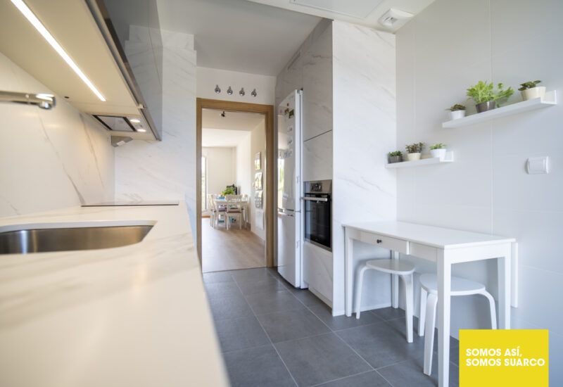 Cocina pequeña blanca Suarco