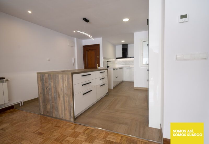 Cocina abierta al salón Suarco