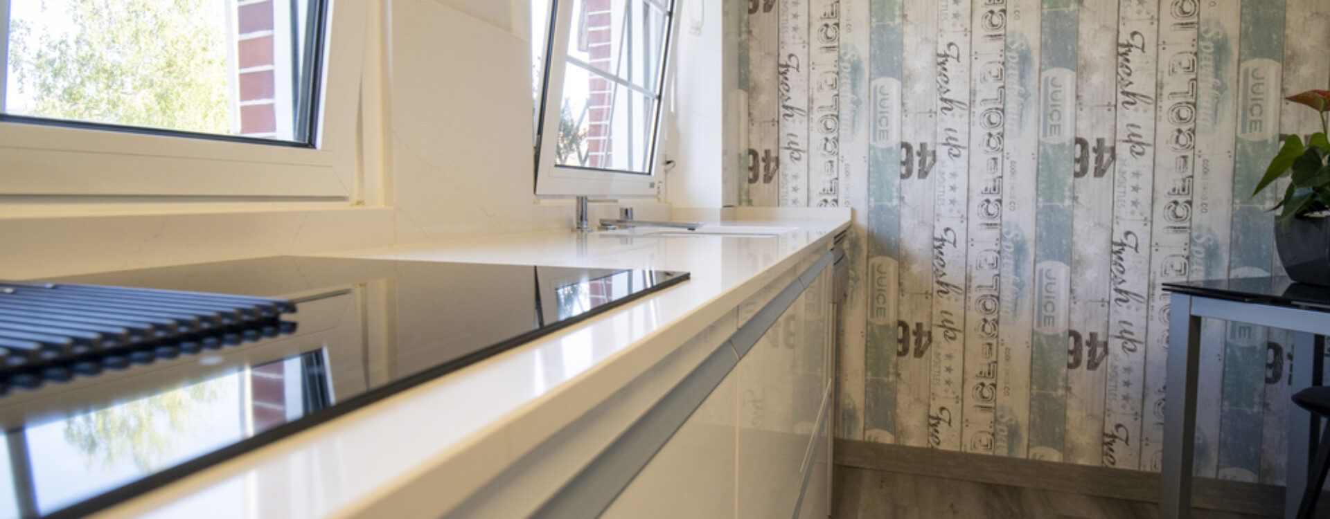 cocina en forma de L Blanca Suarco