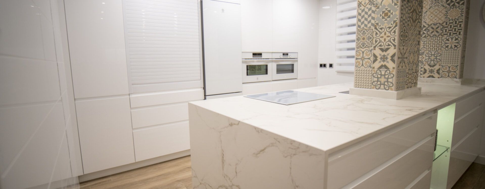 Cocinas modernas con península Suarco