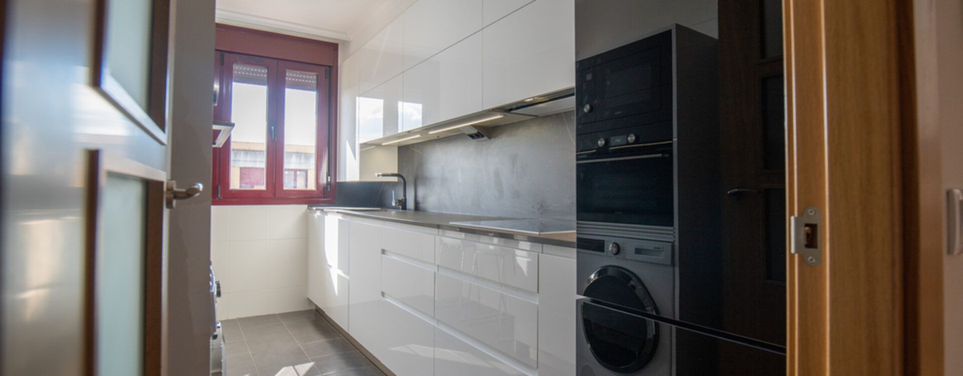 Cocina pequeña blanca Suarco