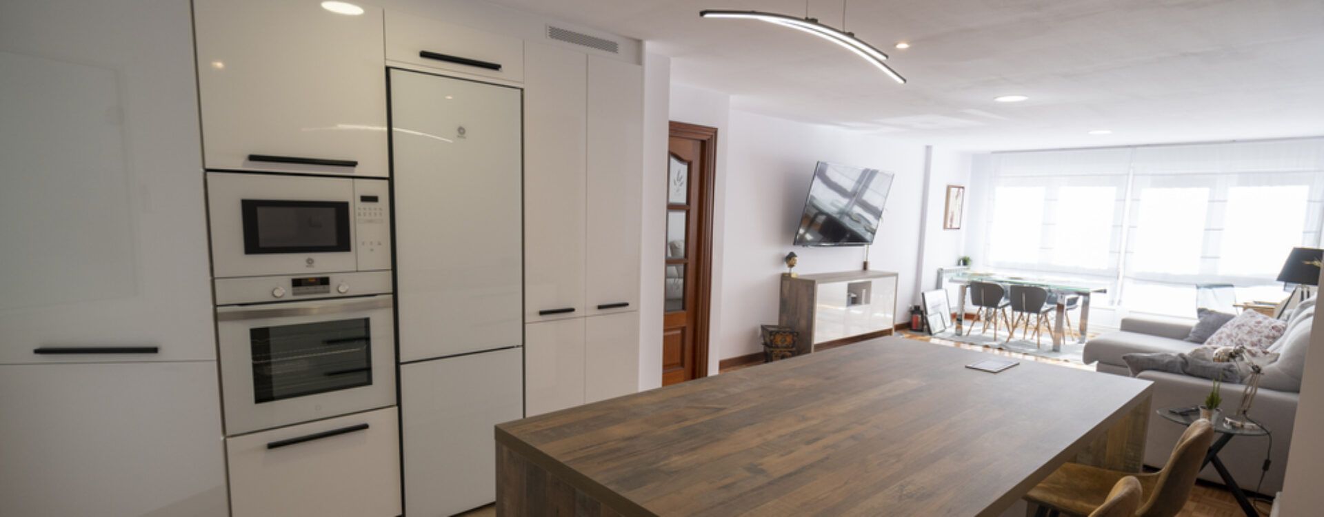 Cocina abierta al salón Suarco