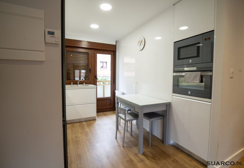 Cocina abierta al salón Suarco