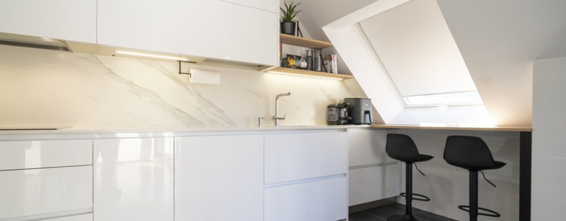 Cocina moderna en ático Suarco