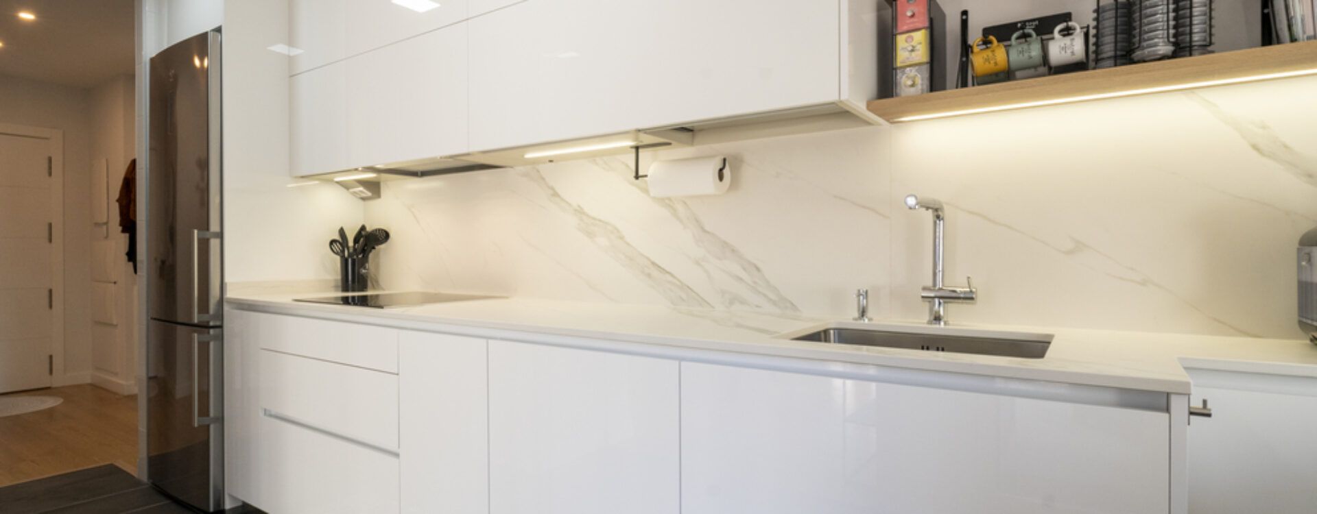 Cocina moderna en ático Suarco