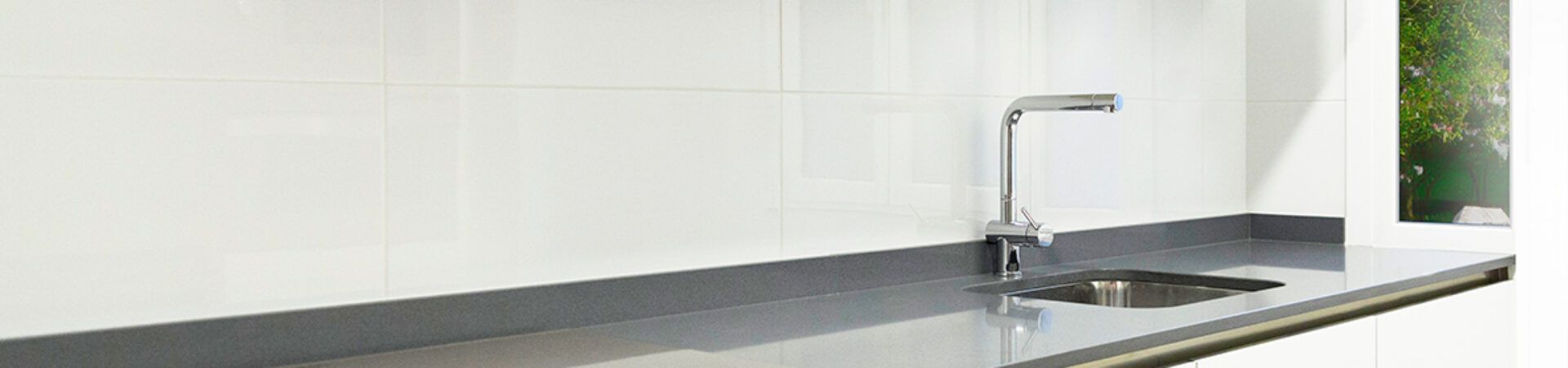 cocina minimalista, silestone