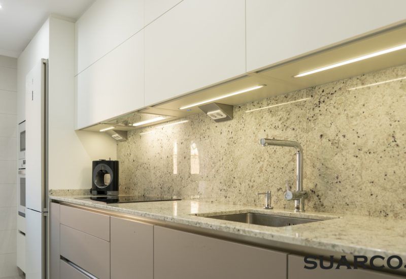 Cocinas con isla. Cocina Suarco